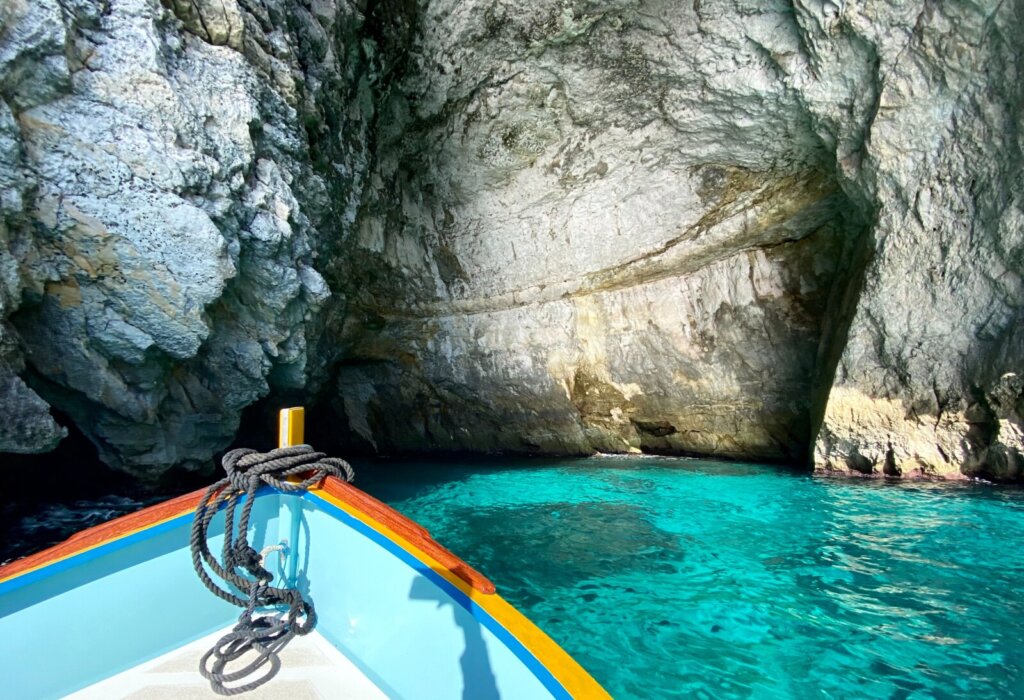 Luzzu bateau Blue Grotto Malte